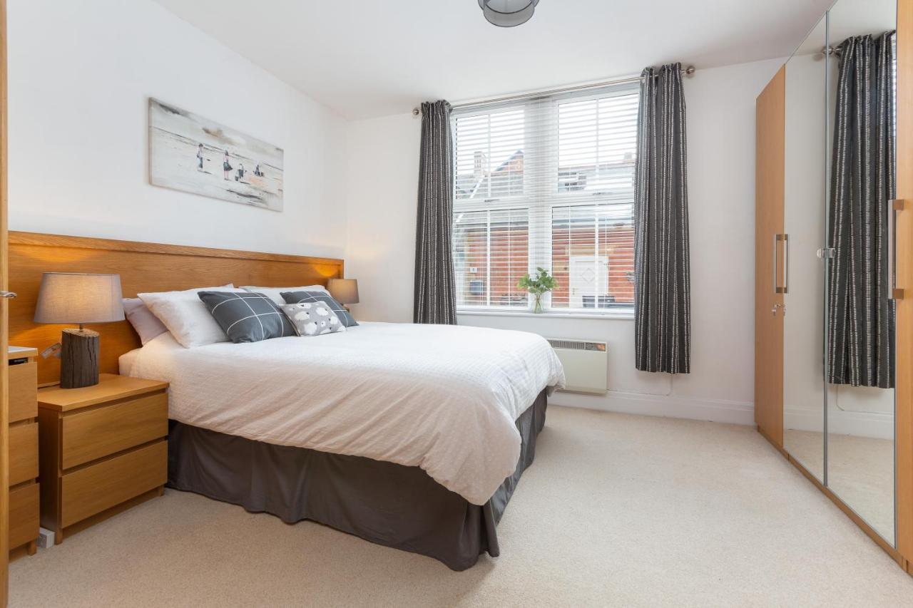 Charles Alexander Short Stay - Clifton Drive Beach Retreat Lytham St Annes Exterior foto